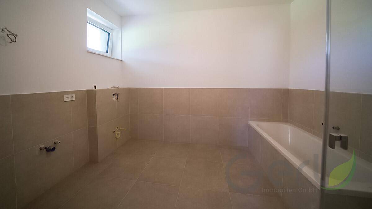 Hauptbadezimmer