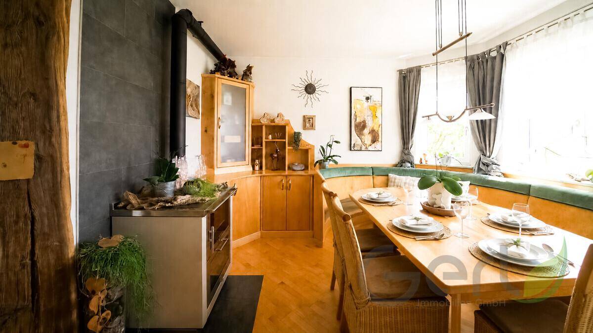 Exklusives Einfamilienhaus mit Wellness-, Garten- und Werkstattparadies - Widok 6