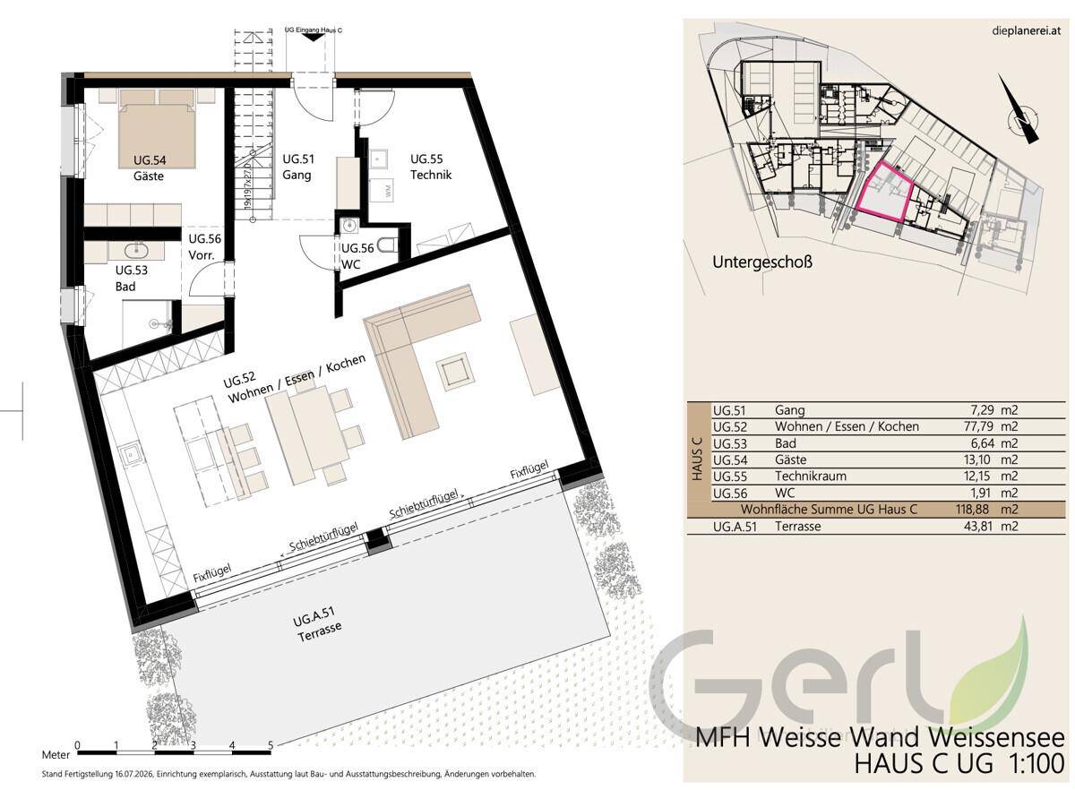 Grundriss des Untergeschosses mit Wohn-/Essbereich, Küche, Gästezimmer und Terrasse.