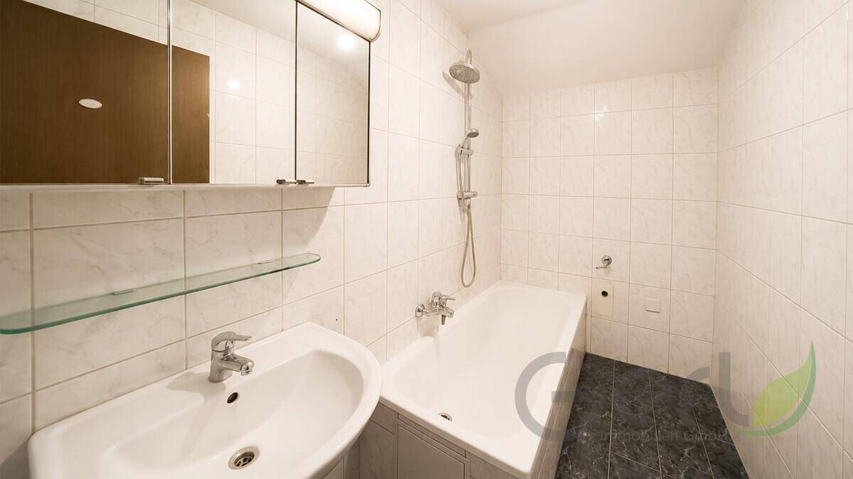 2.OG / Badezimmer