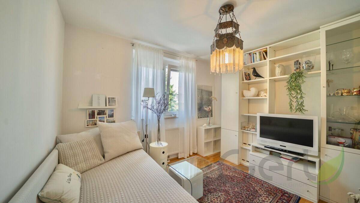 Schlafzimmer 2