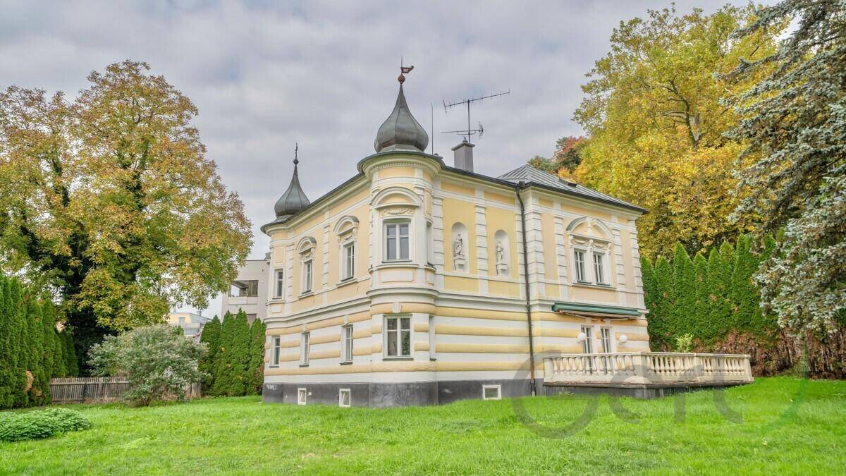 Ceconi - Villa - ein traumhaftes Unikat in der Riedenburg