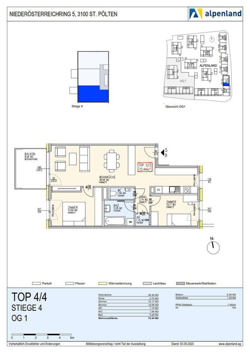 Detaillierter Grundriss einer Wohnung mit Balkon, zwei Schlafzimmern und offenem Wohnbereich.
