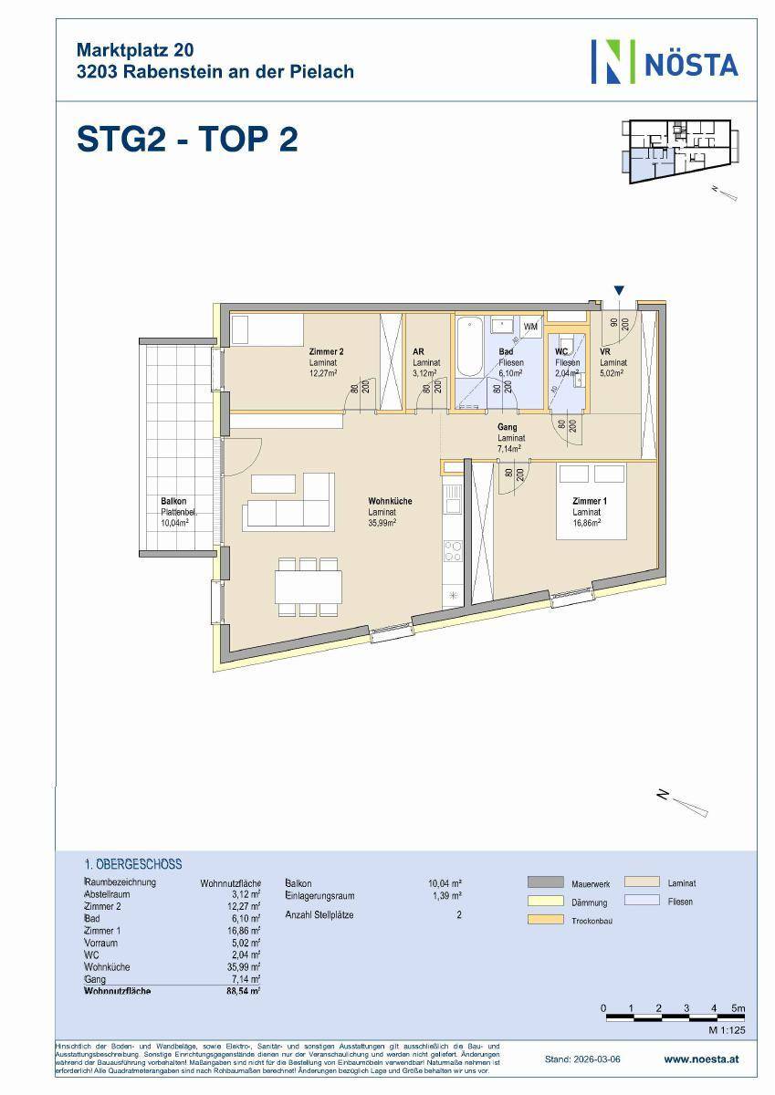 Grundriss einer Wohnung mit zwei Zimmern, offenem Wohnbereich, Bad und separatem WC sowie Balkon.