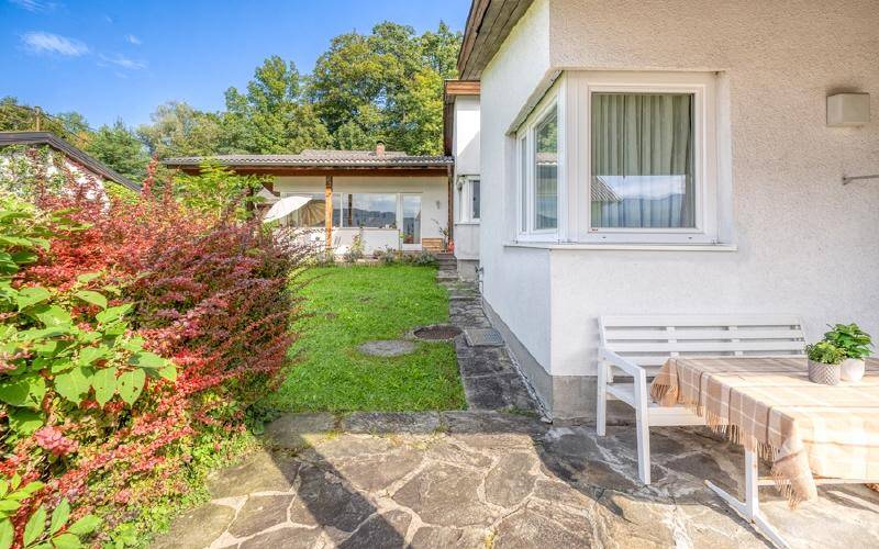 Bungalow-Salzburg-Sam-Terrasse