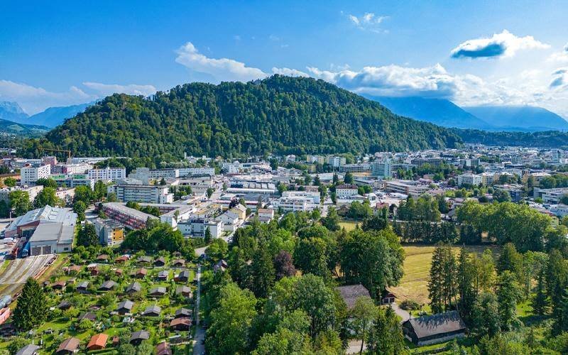 Dachmaisonette-Salzburg-Schallmoos-Umgebung