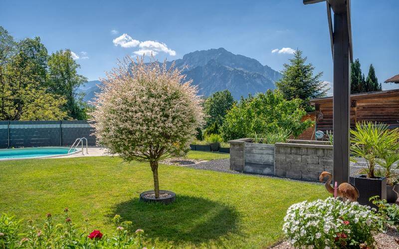 Landhaus-Puch-bei-Salzburg-Garten
