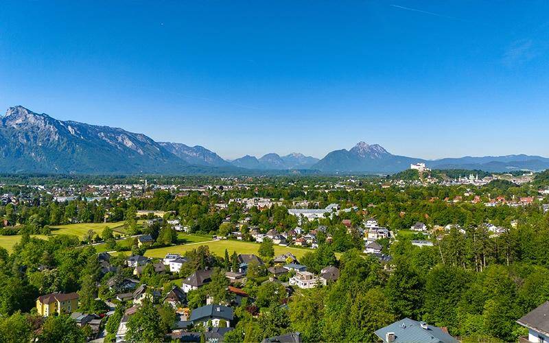 HP9-Villa-Salzburg-Aigen-Ausblick