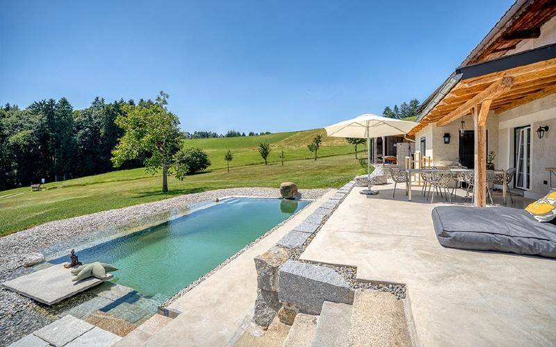HP4-Bauernhaus-Waldzell-Pool
