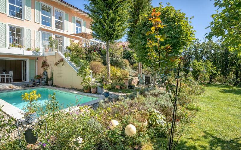 Einfamilienhaus-Salzburg-Elixhausen-Pool-Garten
