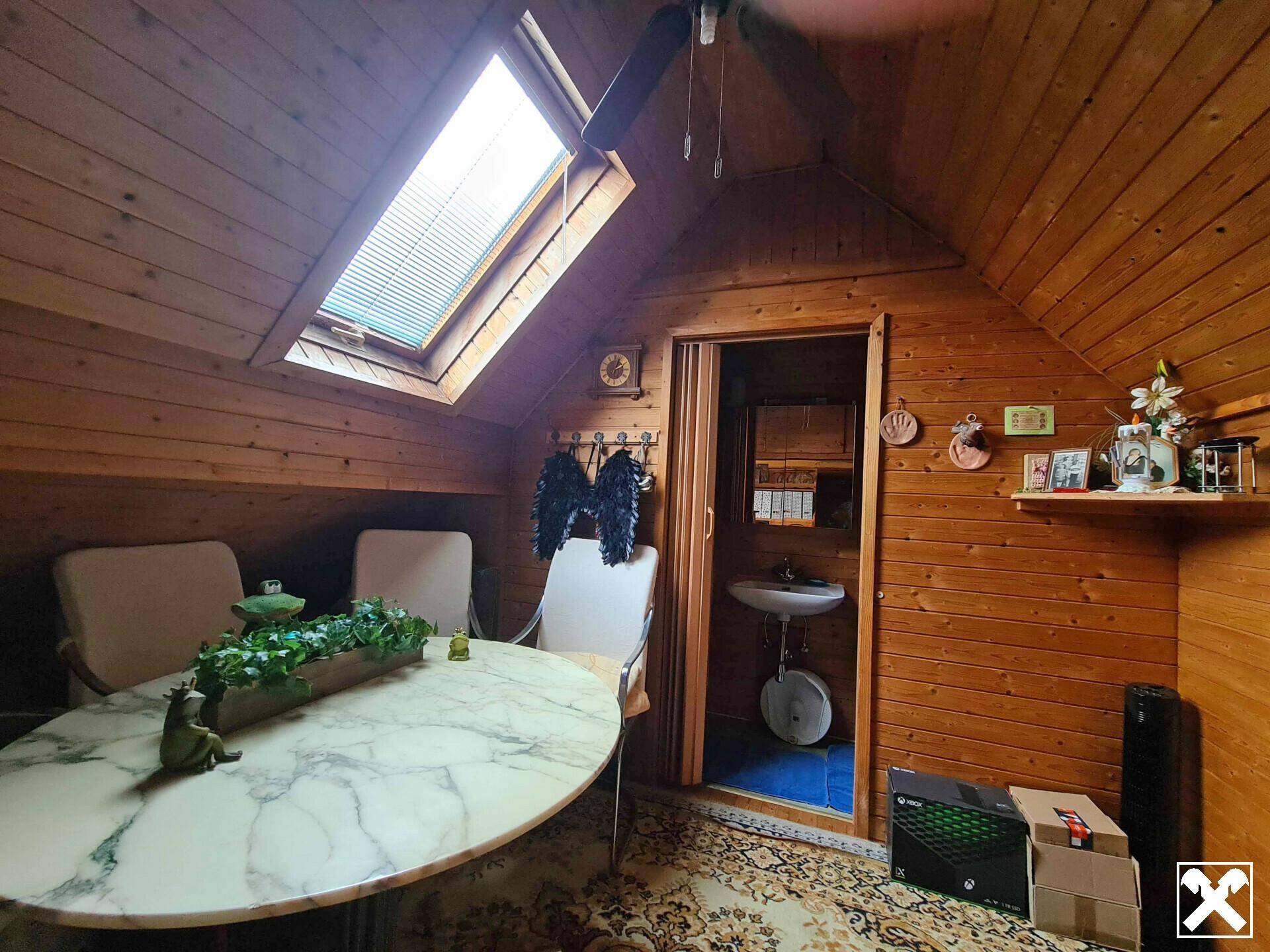 Zimmer OG mit Dusche/WC