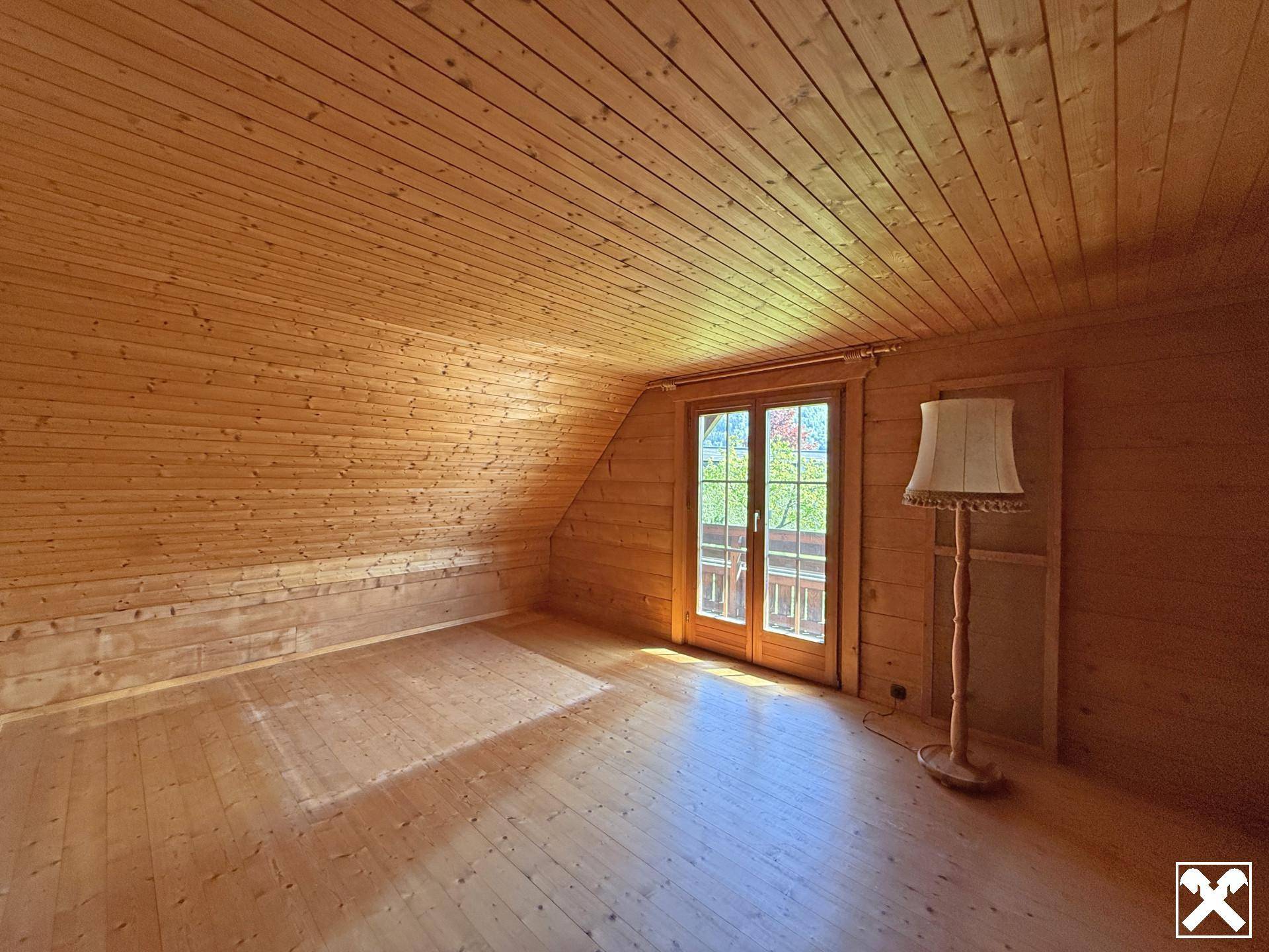 Wohnhaus mit Rundblick und traumhaft großem Grundstück! – pohled 6
