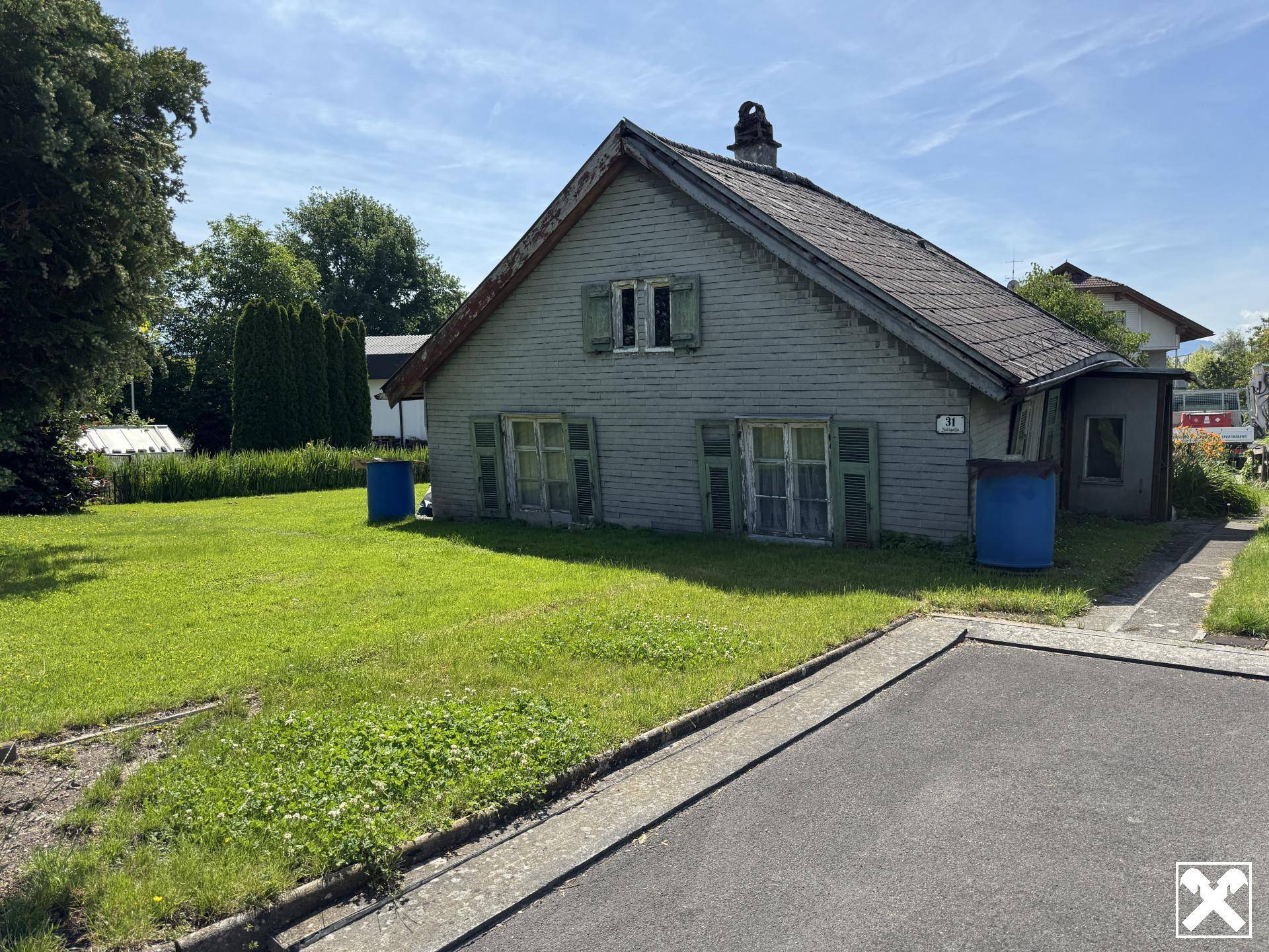Sonniges Baugrundstück mit abbruchreifem Bestand - Ansicht 5