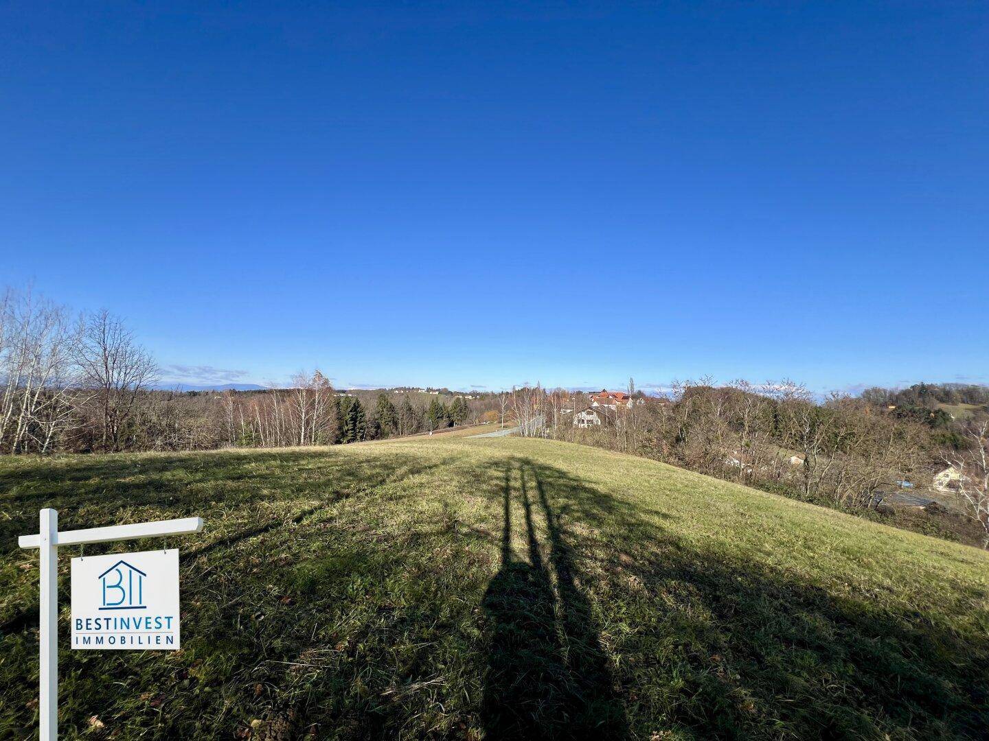 Sonniger Baugrund mit Fernblick im Südburgenland - Mehr
