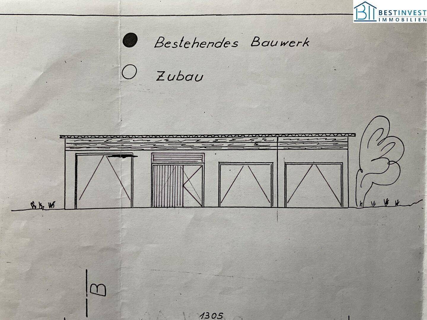 Ansichtszeichnung eines bestehenden Bauwerks und eines geplanten Zubaus.