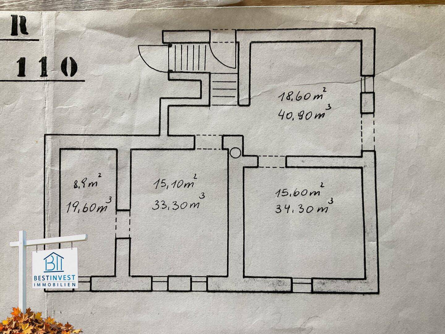 Grundrissplan mit Flächen- und Volumenangaben für verschiedene Räume.