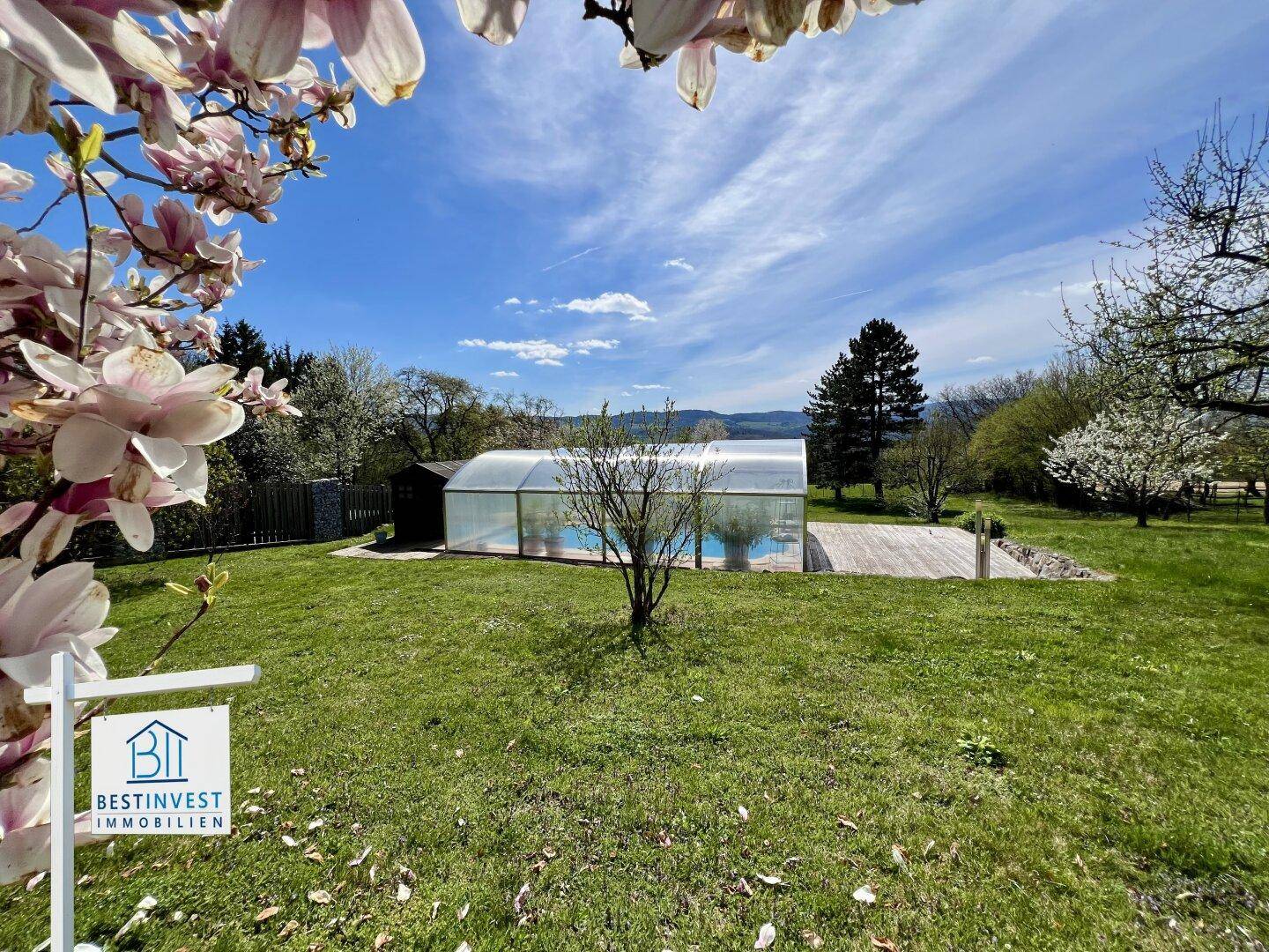 Idyllische Ruhelage mit Traumaussicht &amp; Pool - interessant für Bauträger ( 1.300 m² Bauland) – pohled 5