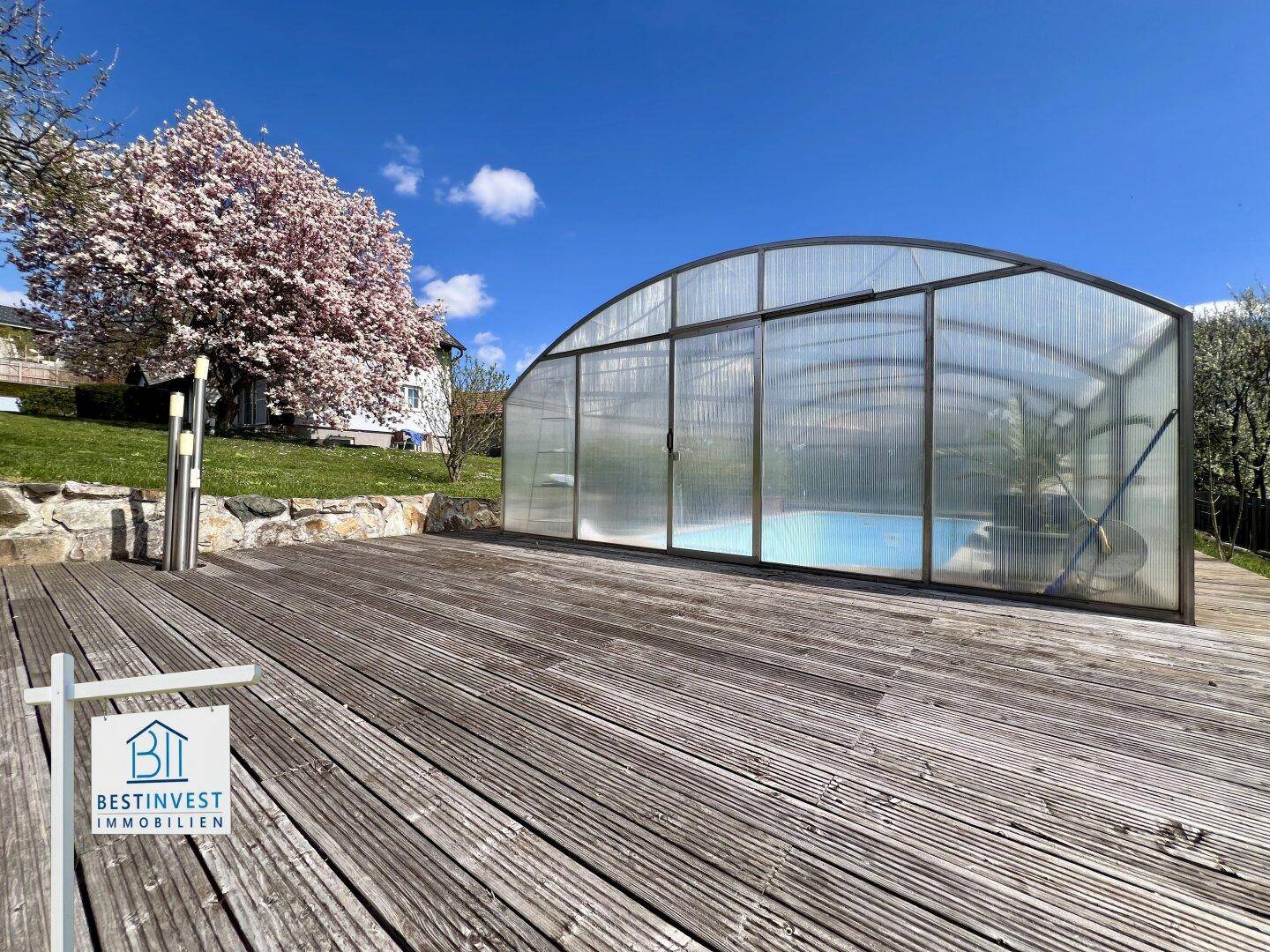 Idyllische Ruhelage mit Traumaussicht &amp; Pool - interessant für Bauträger ( 1.300 m² Bauland) – další