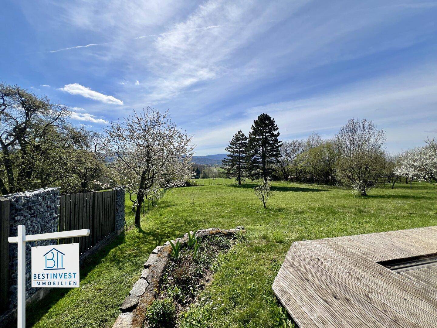 Idyllische Ruhelage mit Traumaussicht &amp; Pool - interessant für Bauträger ( 1.300 m² Bauland) – pohled 6