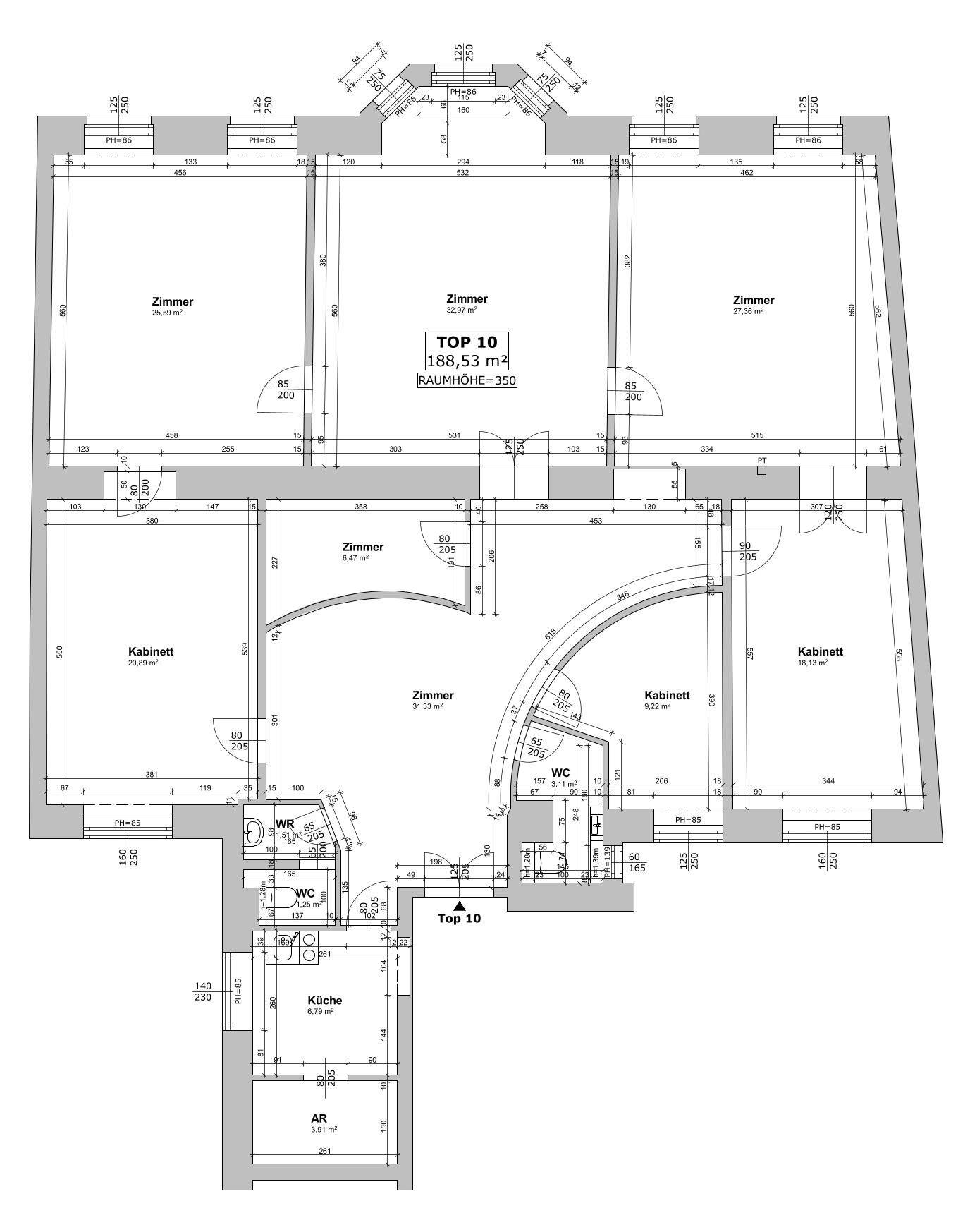 Detaillierter Grundriss einer Wohnung mit mehreren Zimmern, Küche und Bädern auf 188,53 m².
