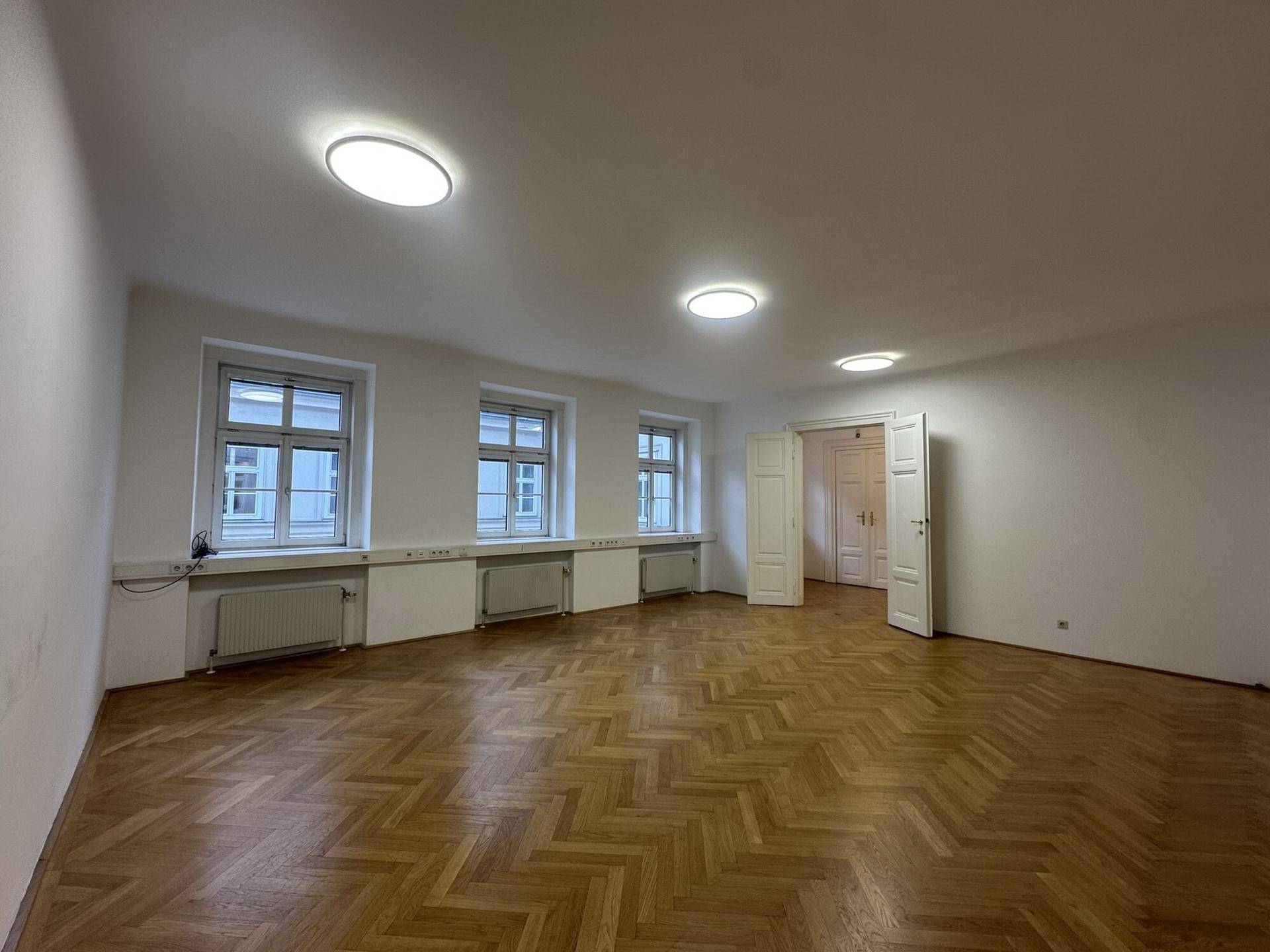 20241125_1010, Mahlerstraße 7 M7 32_MPE (15)