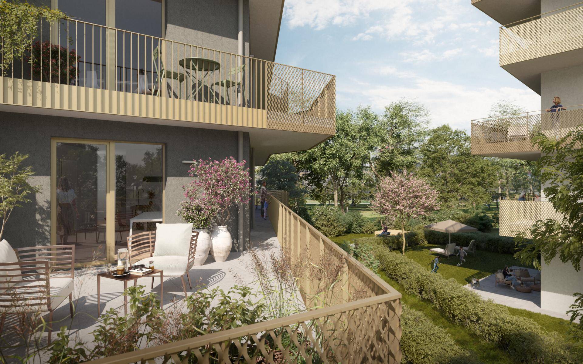 Ein möblierter Balkon mit Blick auf den grünen Garten und die umliegende Natur.