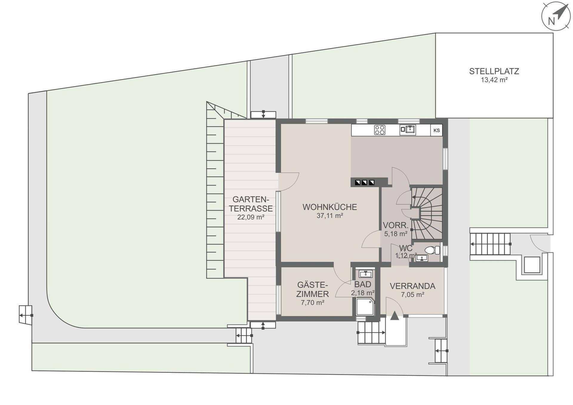 Grundriss des Erdgeschosses mit Wohnküche, Gästezimmer und Gartenterrasse.