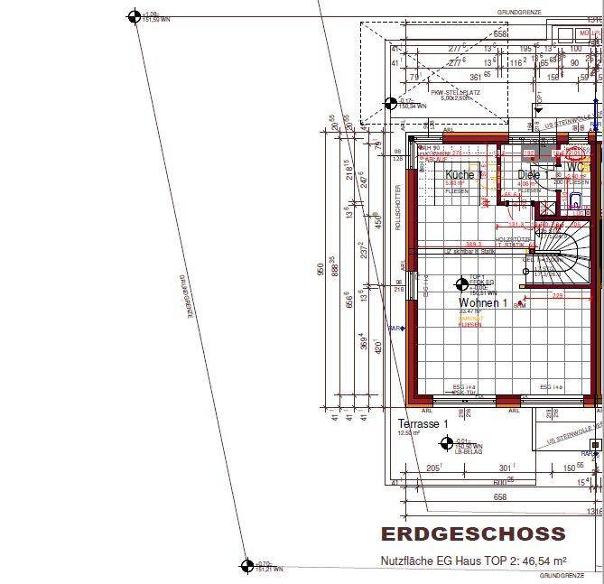 Grundriss des Erdgeschosses mit offener Küche, Wohnbereich, WC und Terrasse.