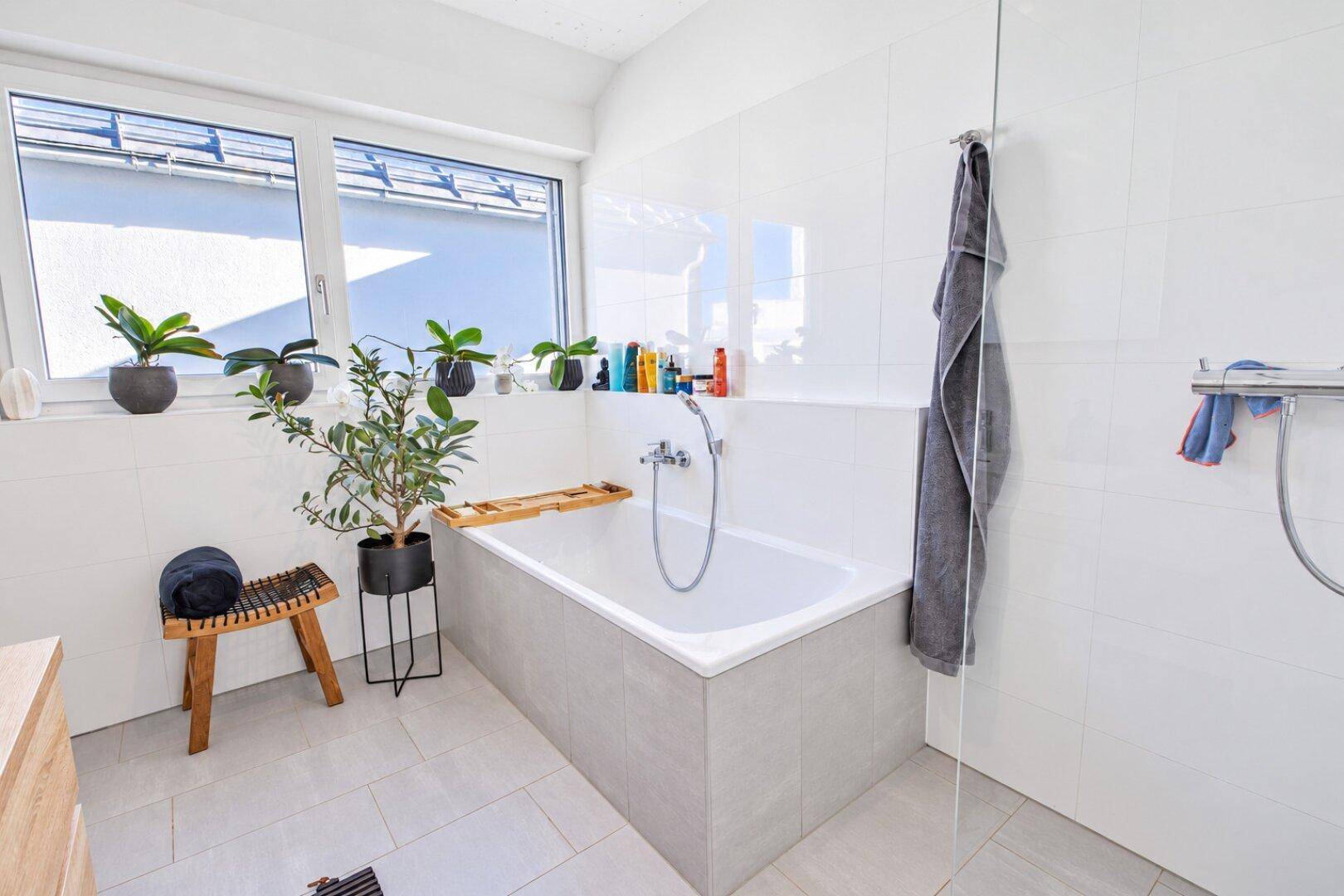 Badezimmer EG