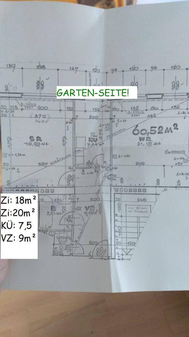 14 GRUNDRISS hofseitig