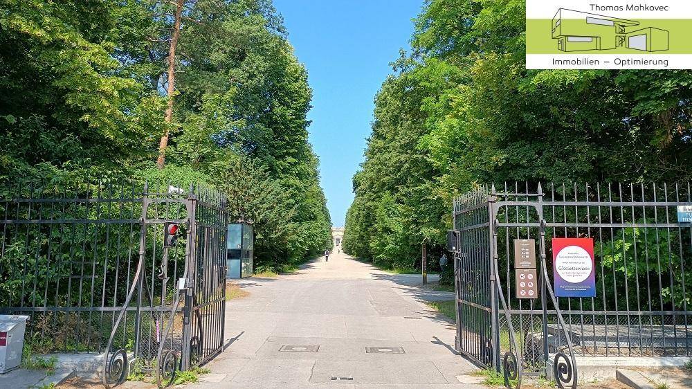 1 Zugang Gloriette
