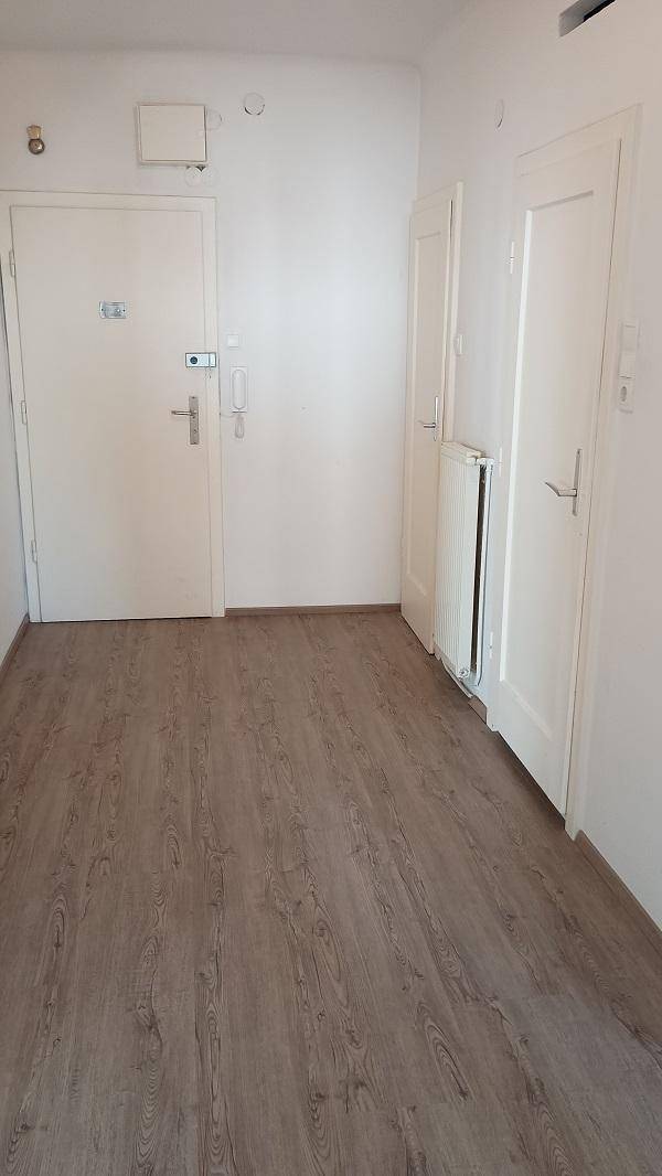 1 Vorzimmer