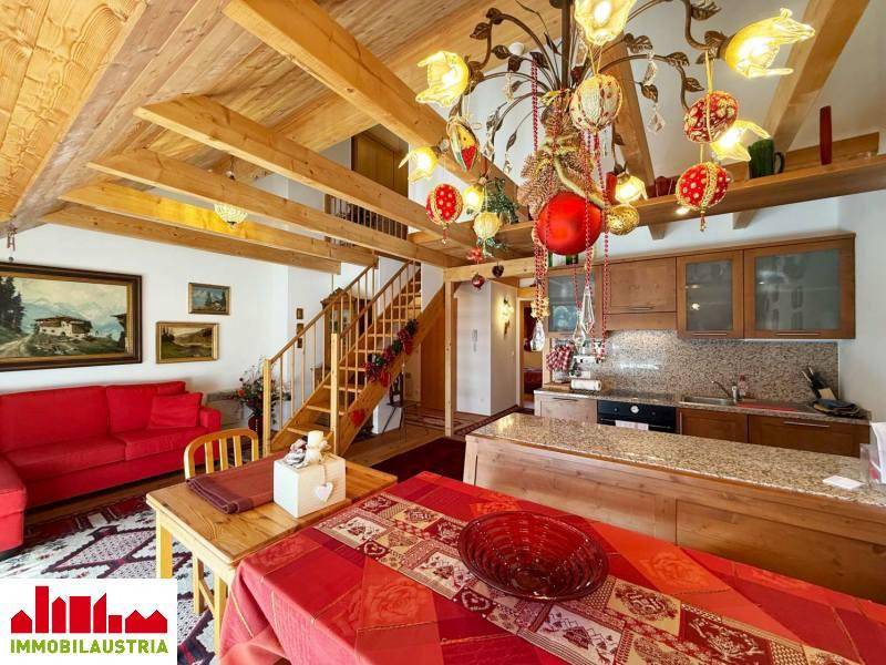 WUNDERSCHÖNE MAISONETTE MIT ÜBERDACHTER TERRASSE IN THERMEN-UND SKILIFTNÄHE - Ansicht 3