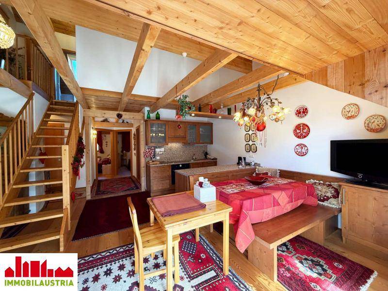 WUNDERSCHÖNE MAISONETTE MIT ÜBERDACHTER TERRASSE IN THERMEN-UND SKILIFTNÄHE - Mehr