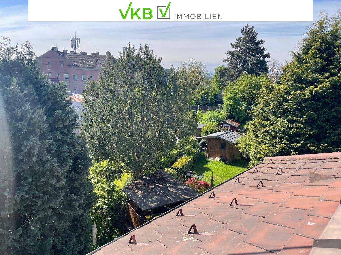 Stilvolle Villa mit künstlerischem Charme in zentraler Lage am Froschberg - Mehr