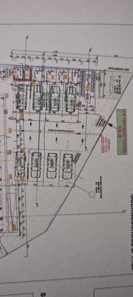 Lageplan mit eingezeichneten Parkplätzen und Grundstücksgrenzen für die Wohnanlage.