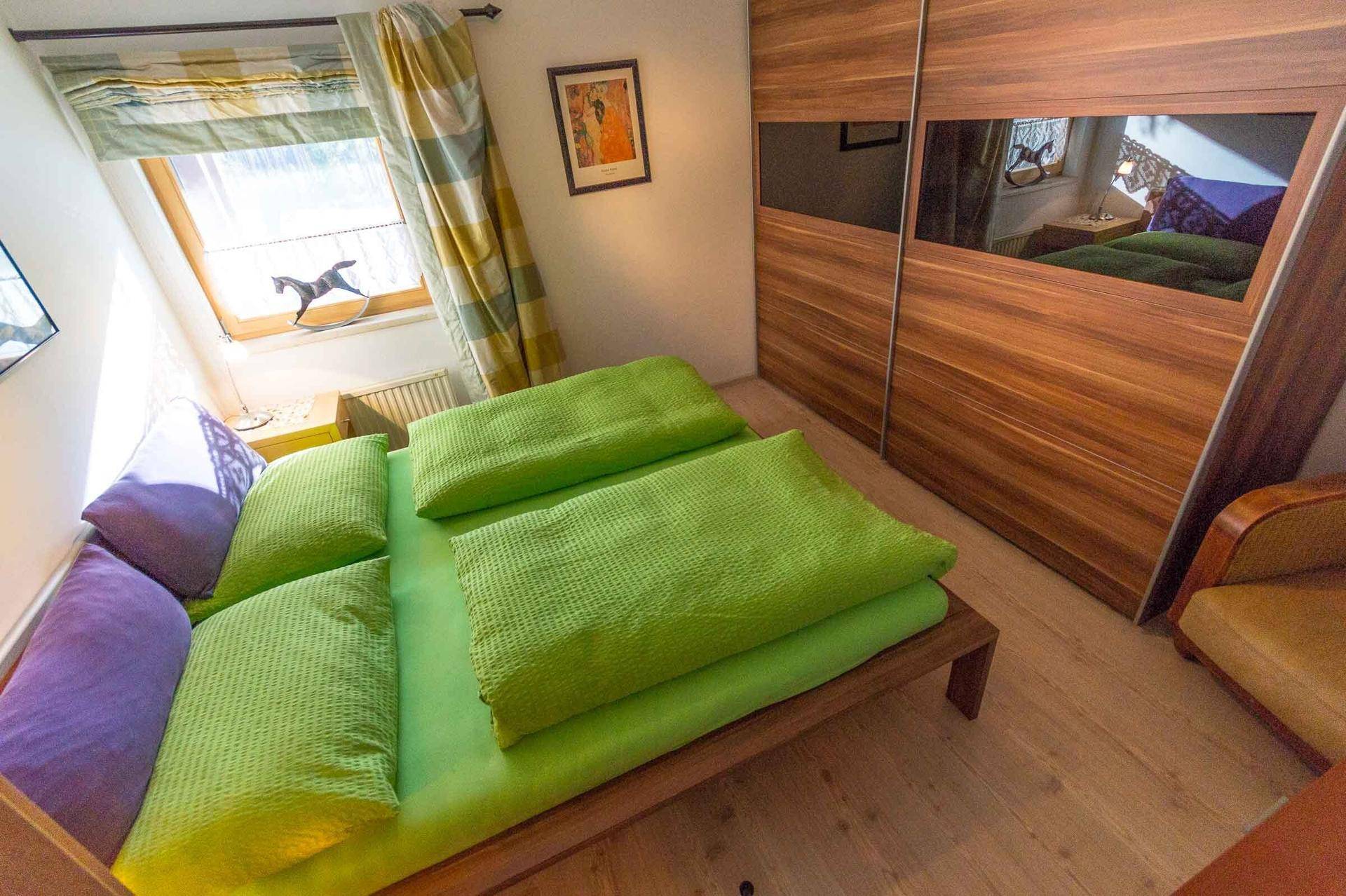 Schlafzimmer 2