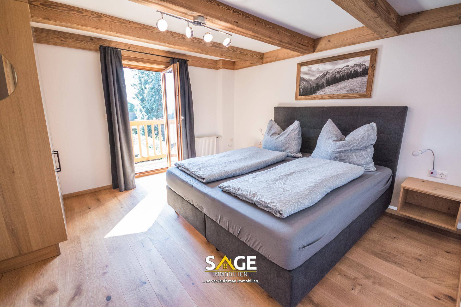 Schlafzimmer 1 OG