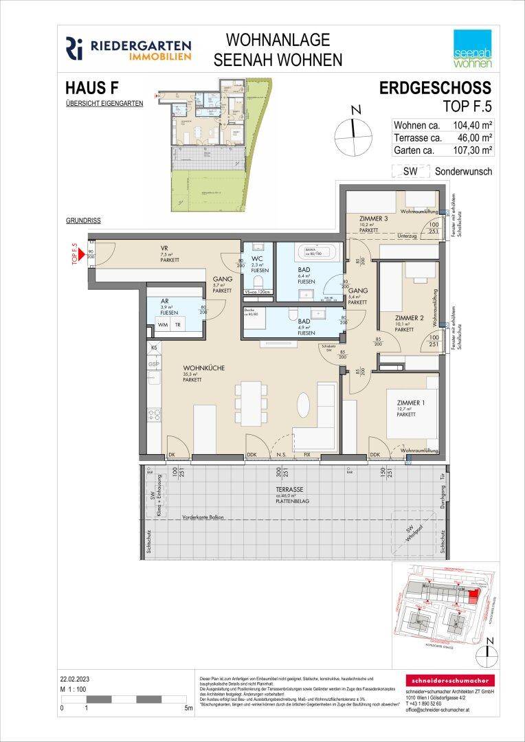 Grundriss des Erdgeschosses Top F.5 mit Wohnküche, drei Zimmern und großer Terrasse.