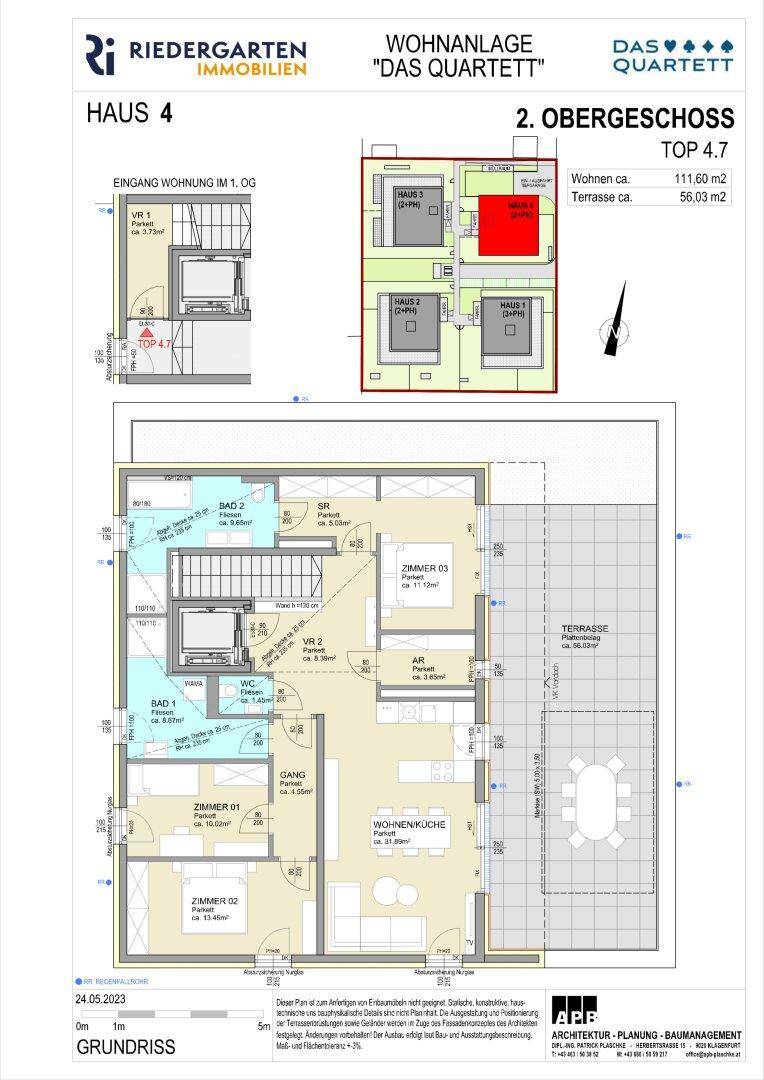 Detaillierter Grundriss einer modernen Wohnung mit offener Wohnküche, drei Schlafzimmern, zwei Bädern und großer Terrasse.