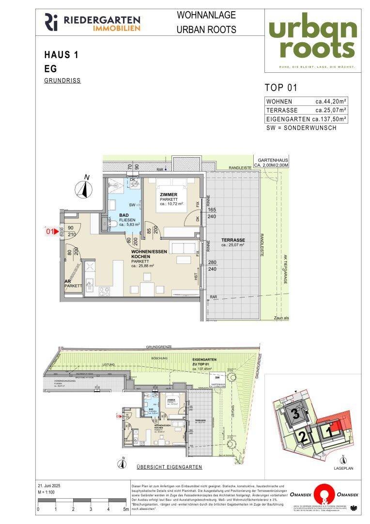 Grundriss des Erdgeschosses von Haus 1, Top 01, mit offenem Wohnbereich, Schlafzimmer und Terrasse.