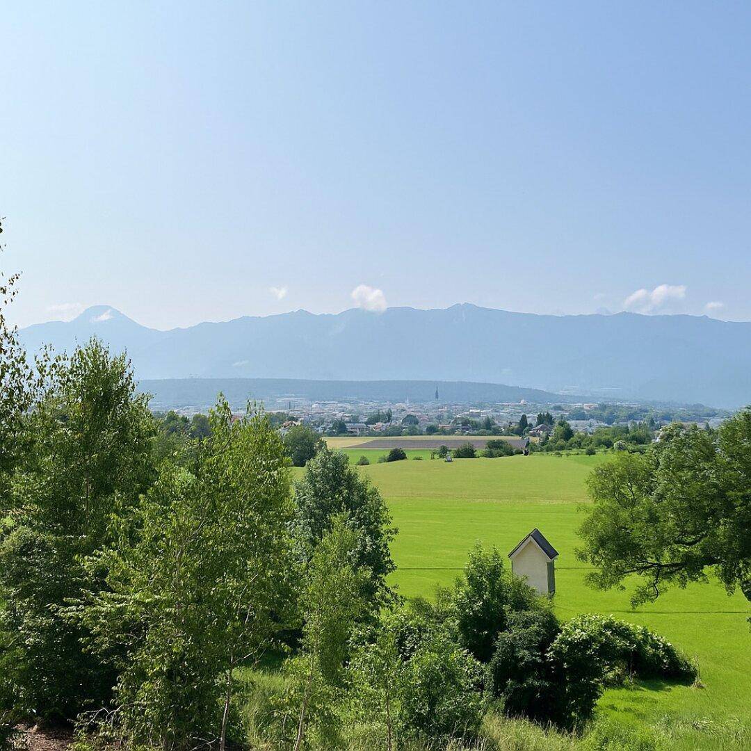 Sonniges Grundstück mit Berg- und Weitblick in Villach / Vassach (GStk. 2) - Mehr