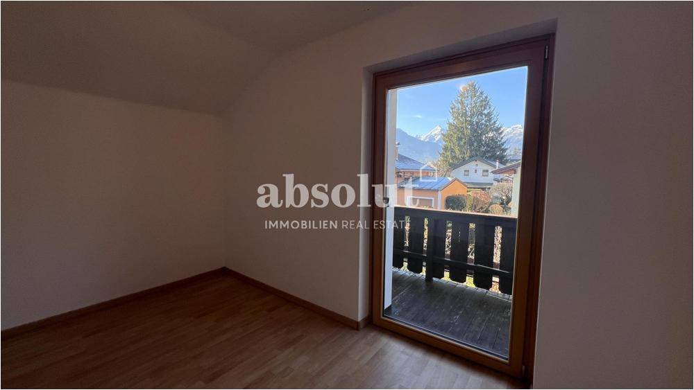 Charmantes EFH in schöner, sonniger Wohnlage in Zell am See/Schüttdorf. Perfekt für kreative Köpfe! - Widok 3