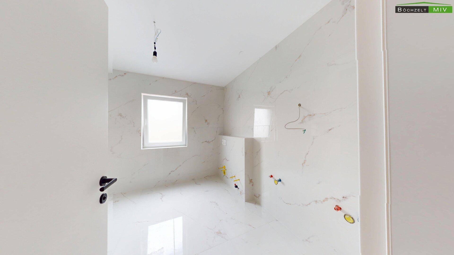 Badezimmer im OG