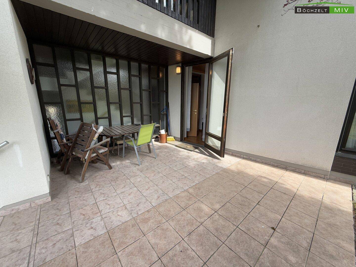 südseitige Terrasse