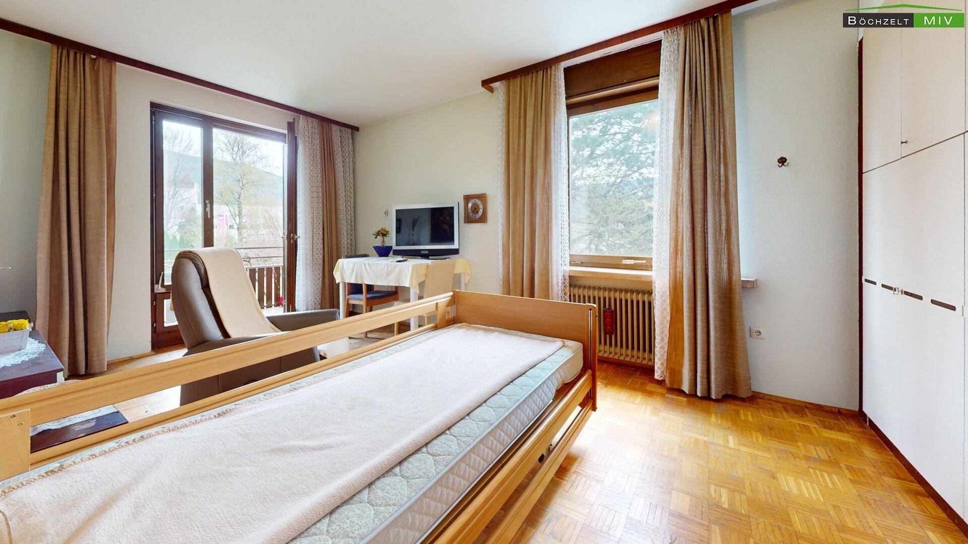 Schlafzimmer 2 OG