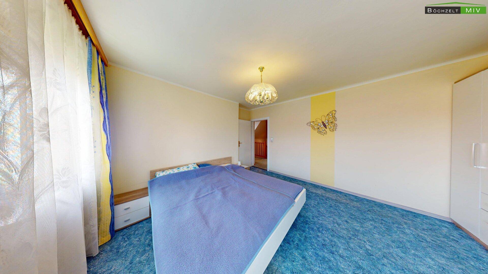 Schlafzimmer DG