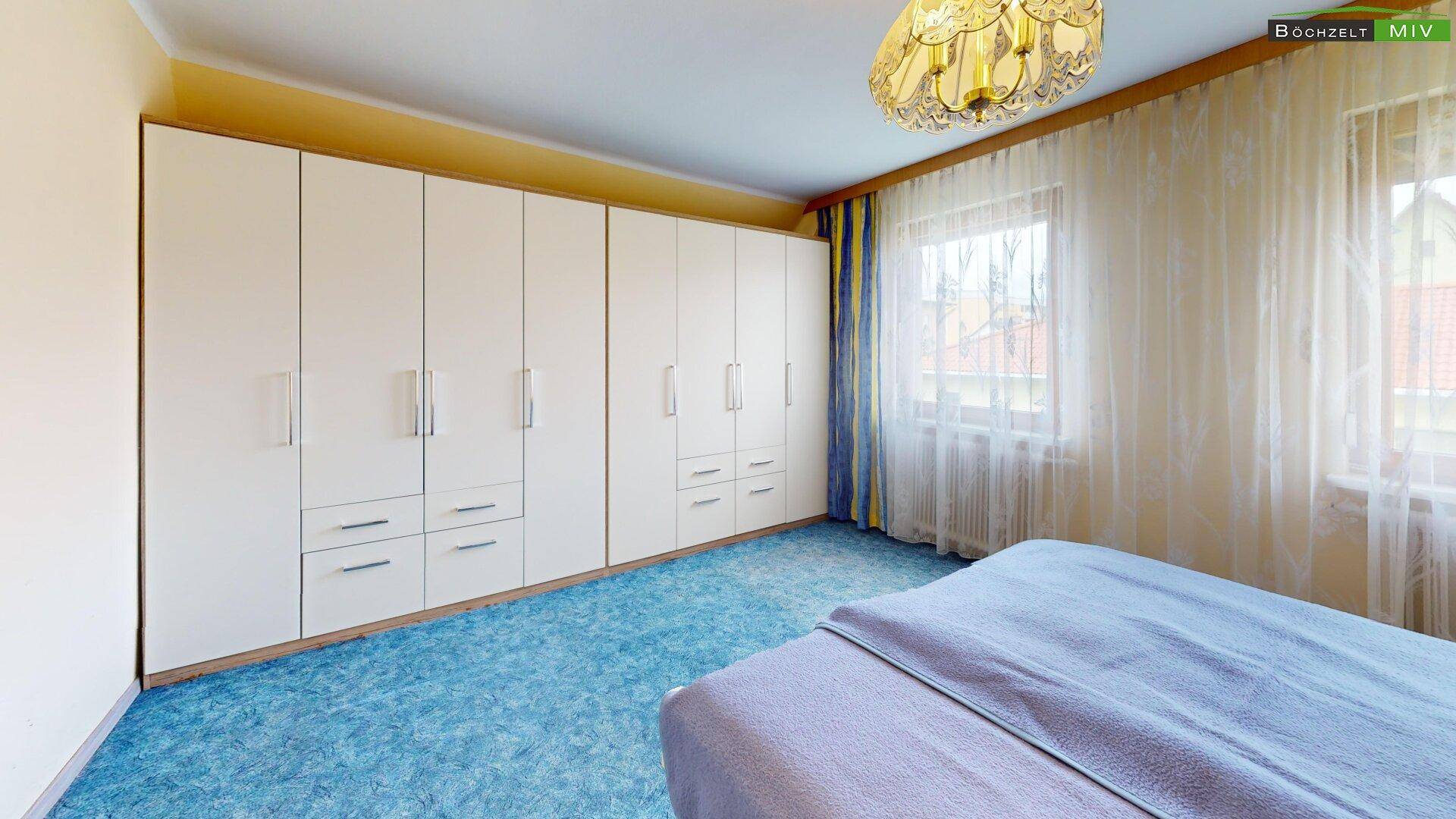 Schlafzimmer DG