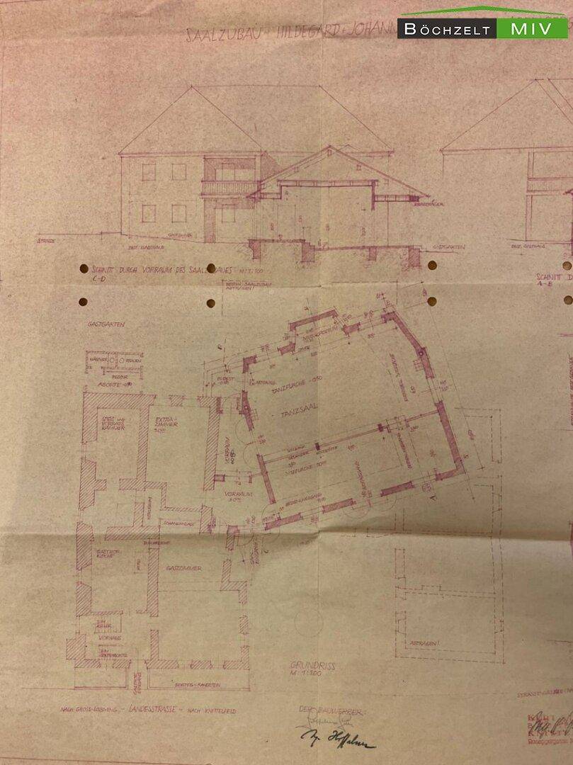 Historischer Grundrissplan auf vergilbtem Papier, der die ursprüngliche Aufteilung des Gebäudes zeigt.