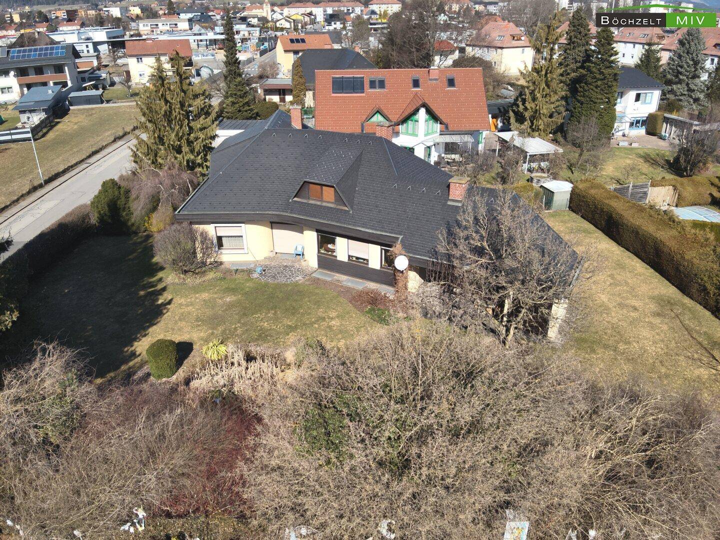 Architektonisches Raumwunder in Bestlage Knittelfelds: Repräsentatives Familiendomizil mit Wellness-Faktor - Mehr